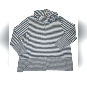 Women's Lane Bryant Black & White Cowl Neck Pullover, Size 22/25